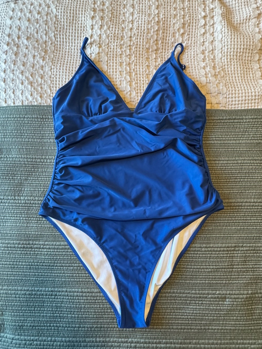 Cupshe Royal Blue V-Neck One-Piece Swimsuit